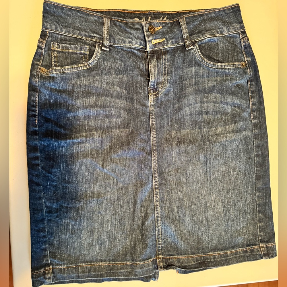 Old Navy Dark Blue Denim Pencil Skirt